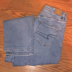 American Eagle Stretch Mom Jeans